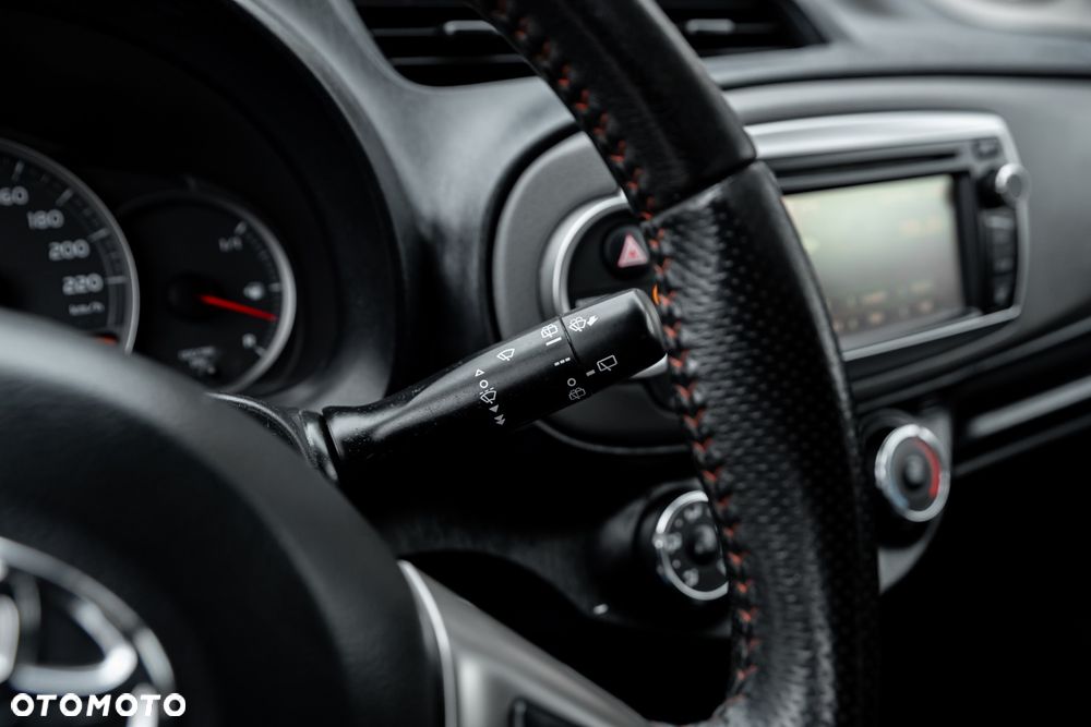 Toyota Yaris 1.33 Dynamic - 34