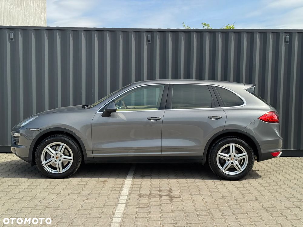 Porsche Cayenne Standard - 6