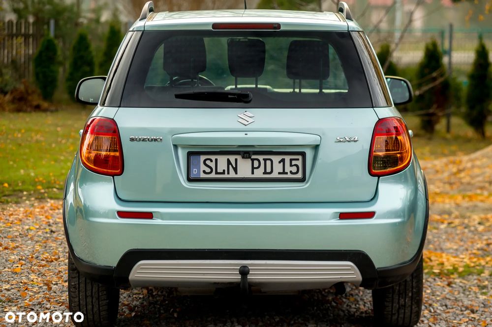 Suzuki SX4 1.6 GS / Premium - 10