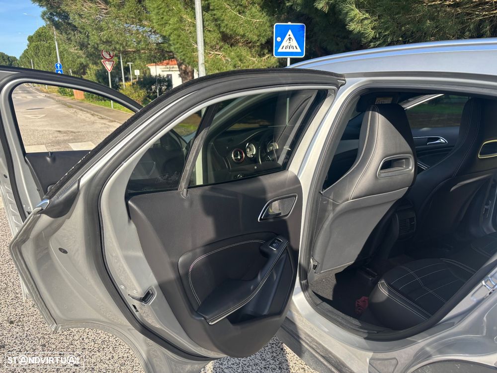 Mercedes-Benz GLA 200 CDi Urban Aut. - 14