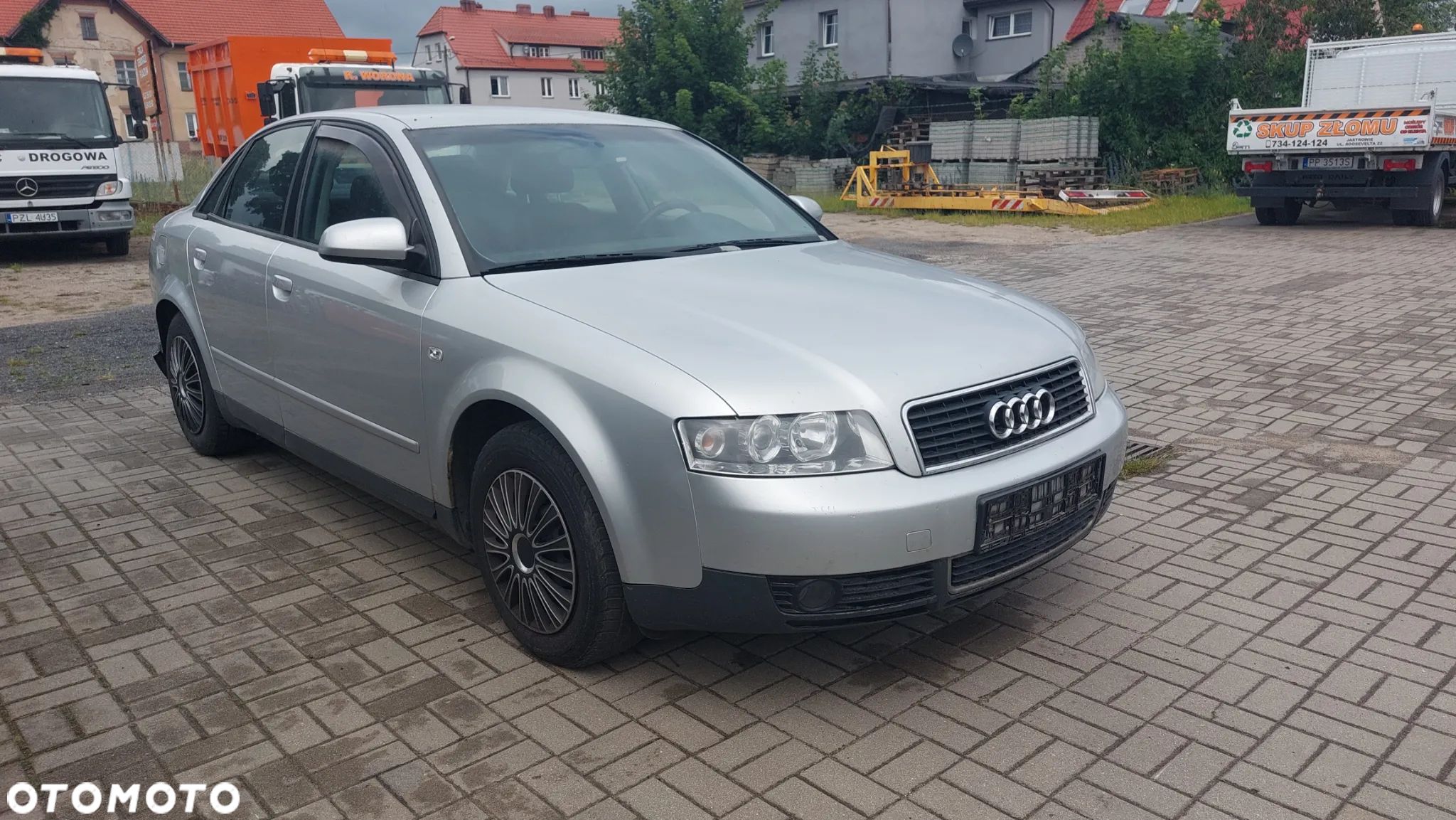 Audi A4 B6 na części 2001 r. 1,6 b drzwi szyby fotele podsufitka silnik skrzynia lusterko maska klapa - 1