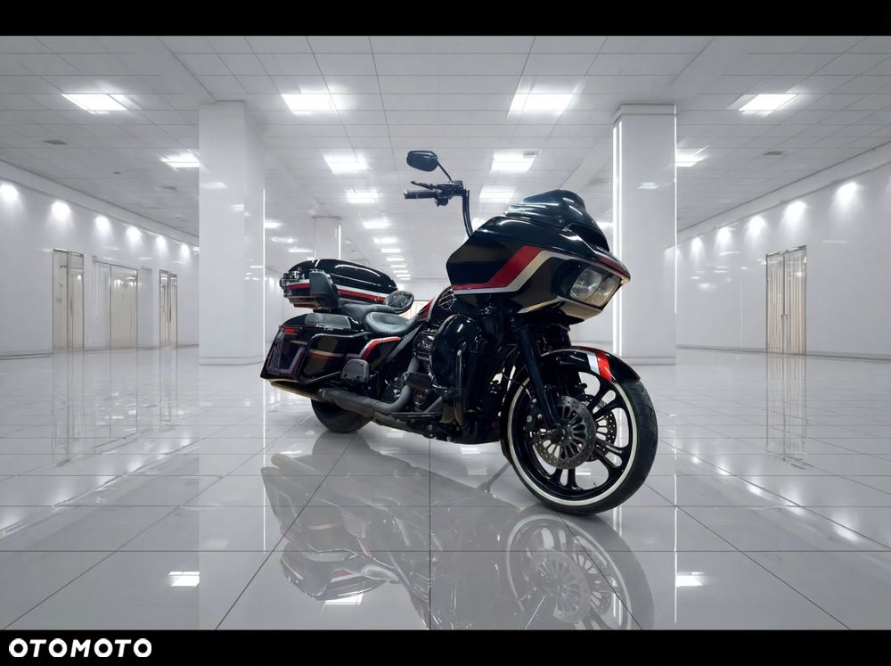 Harley-Davidson Touring Road Glide - 18