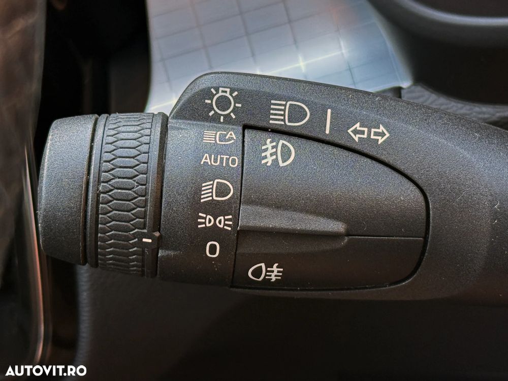 Volvo XC 40 T2 AT8 Momentum - 15