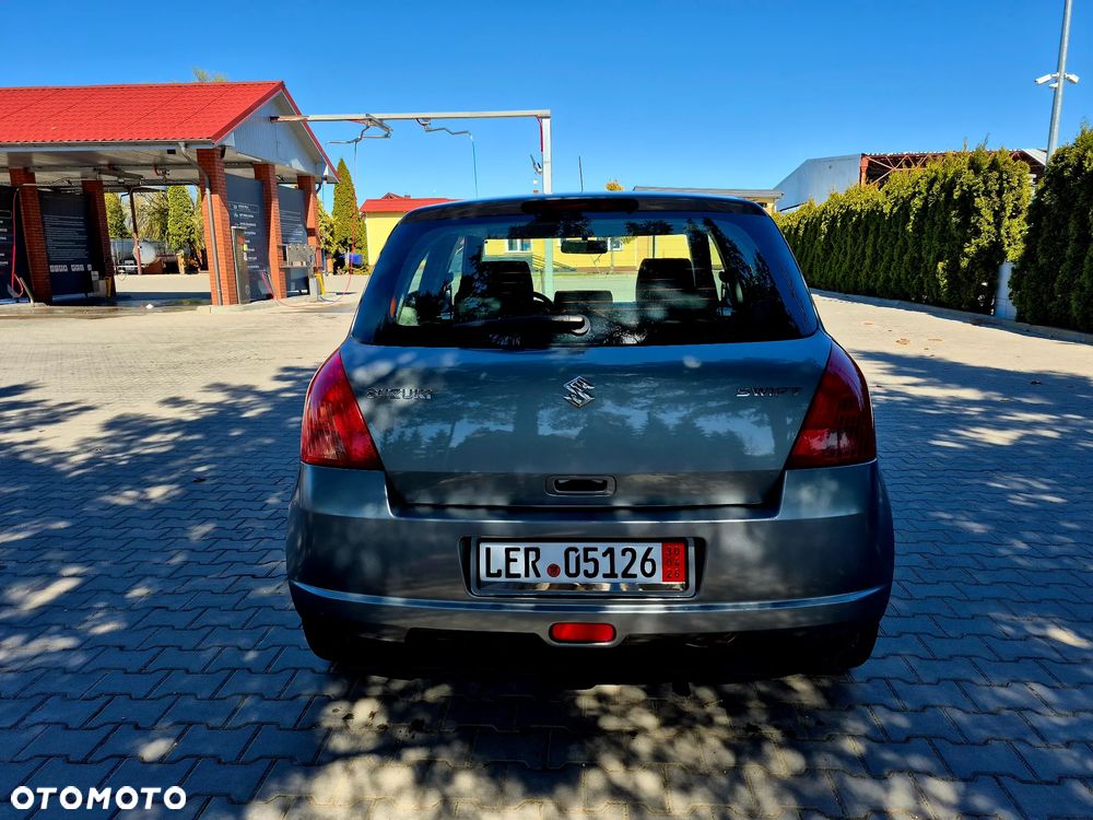Suzuki Swift - 8