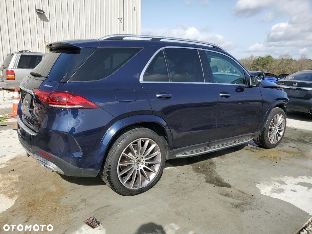 Mercedes-Benz GLE - 19