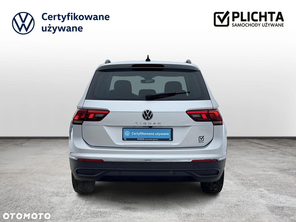 Volkswagen Tiguan - 4
