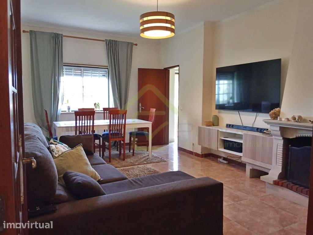 Moradia T3 +1 com espaço exterior e vista campo a minutos das Praias - Grande imagem: 2/27