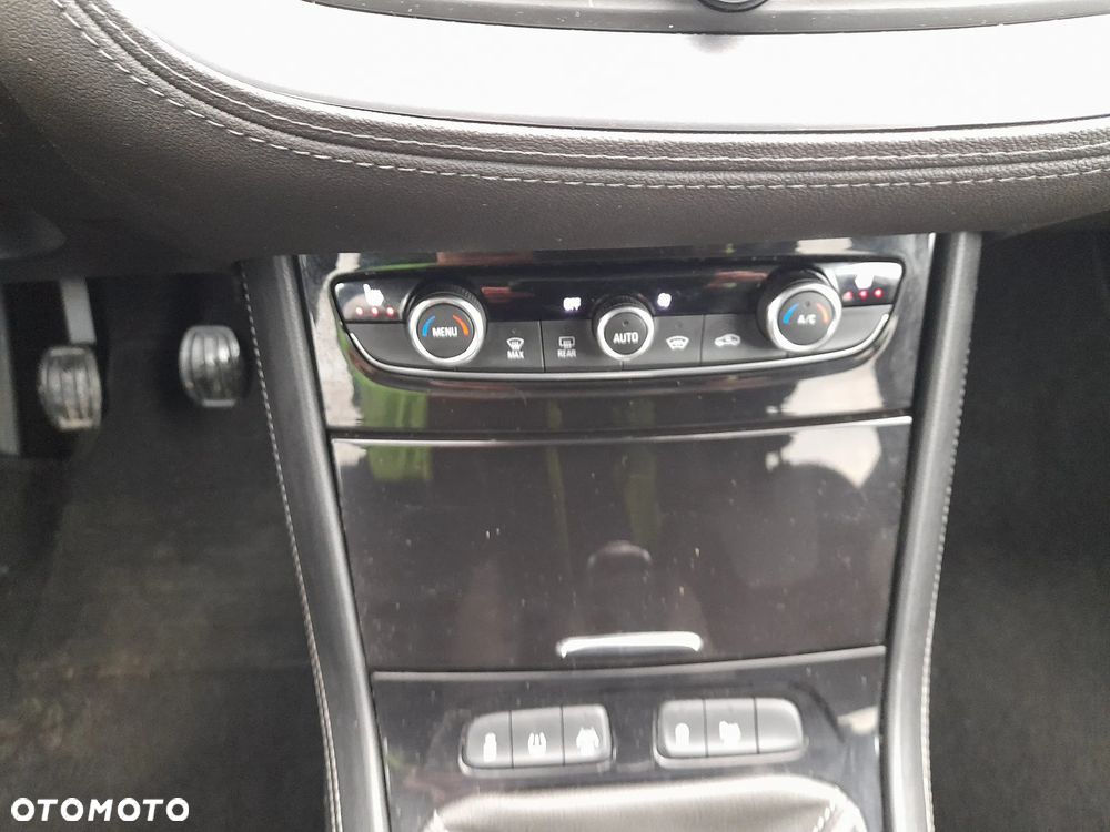 Opel Grandland X 1.2 Start/Stop Business Edition - 16