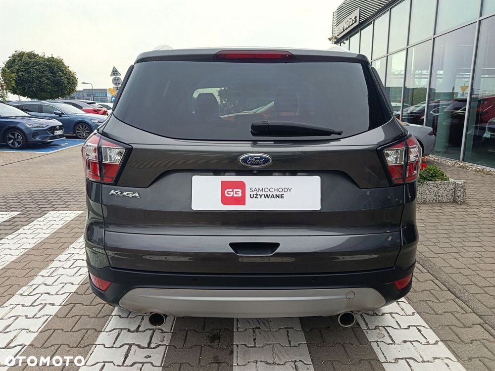 Ford Kuga - 8