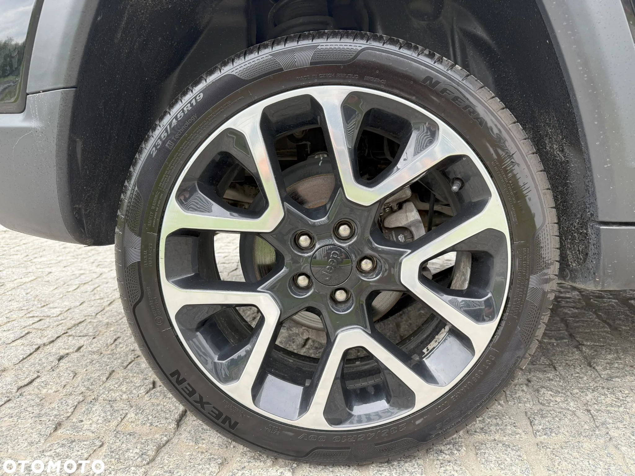 Jeep Compass - 11