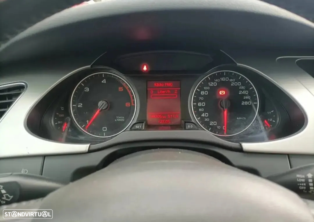 Audi A4 Avant 2.0 TDI Advance - 2