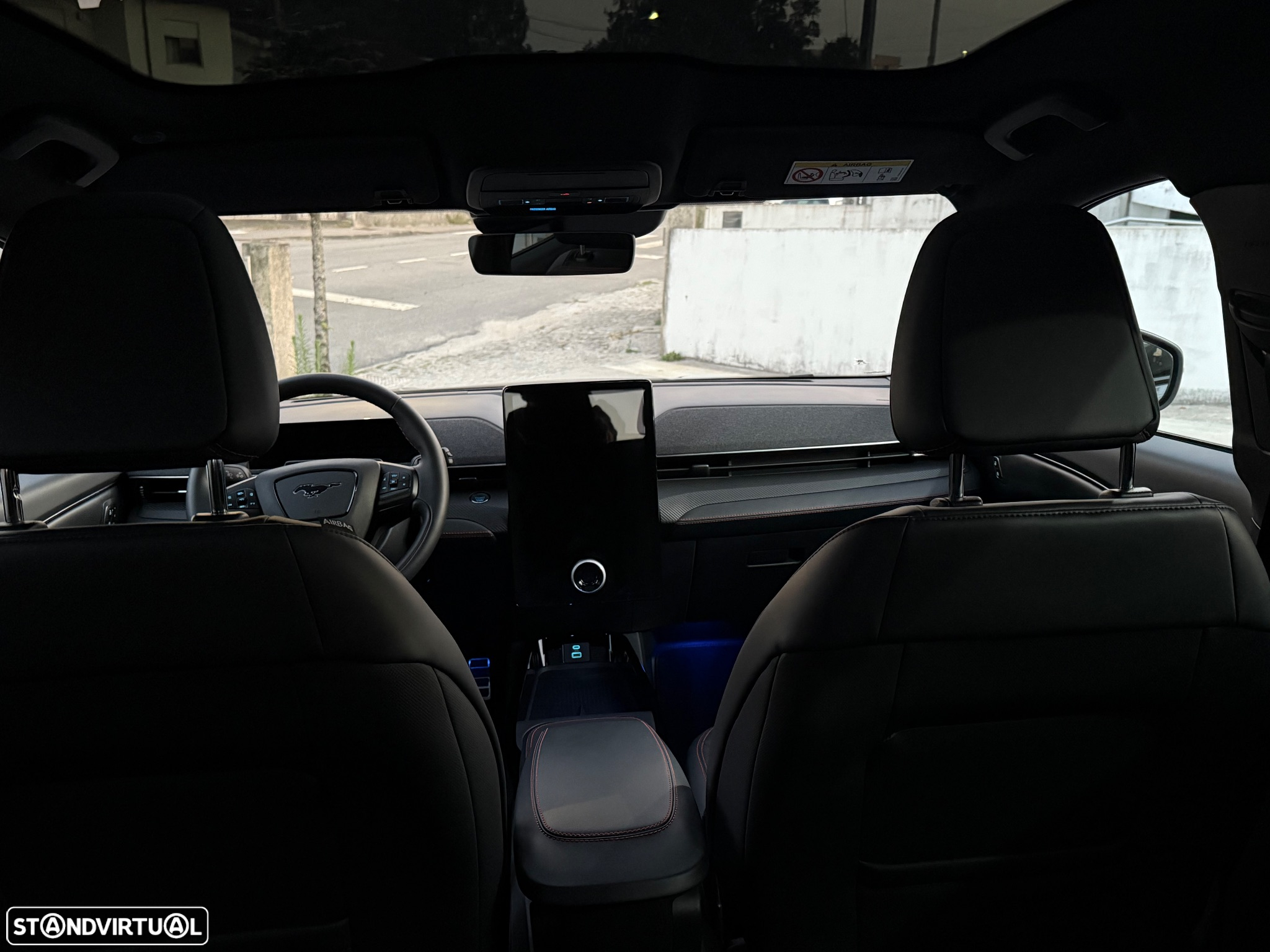 Ford Mustang Mach-E 72.6 kWh Premium AWD - 8