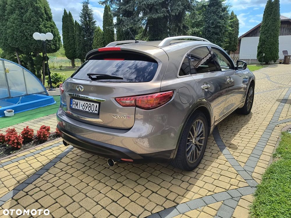 Infiniti QX70 3.0d GT Premium - 29