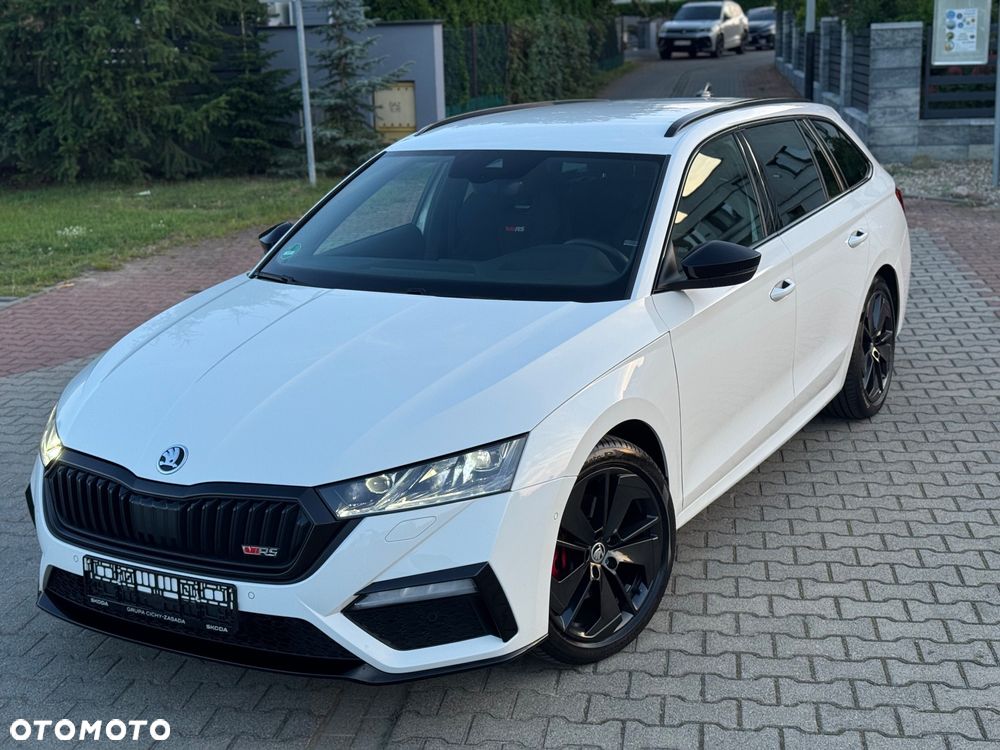 Skoda Octavia 2.0 TDI DSG RS - 11