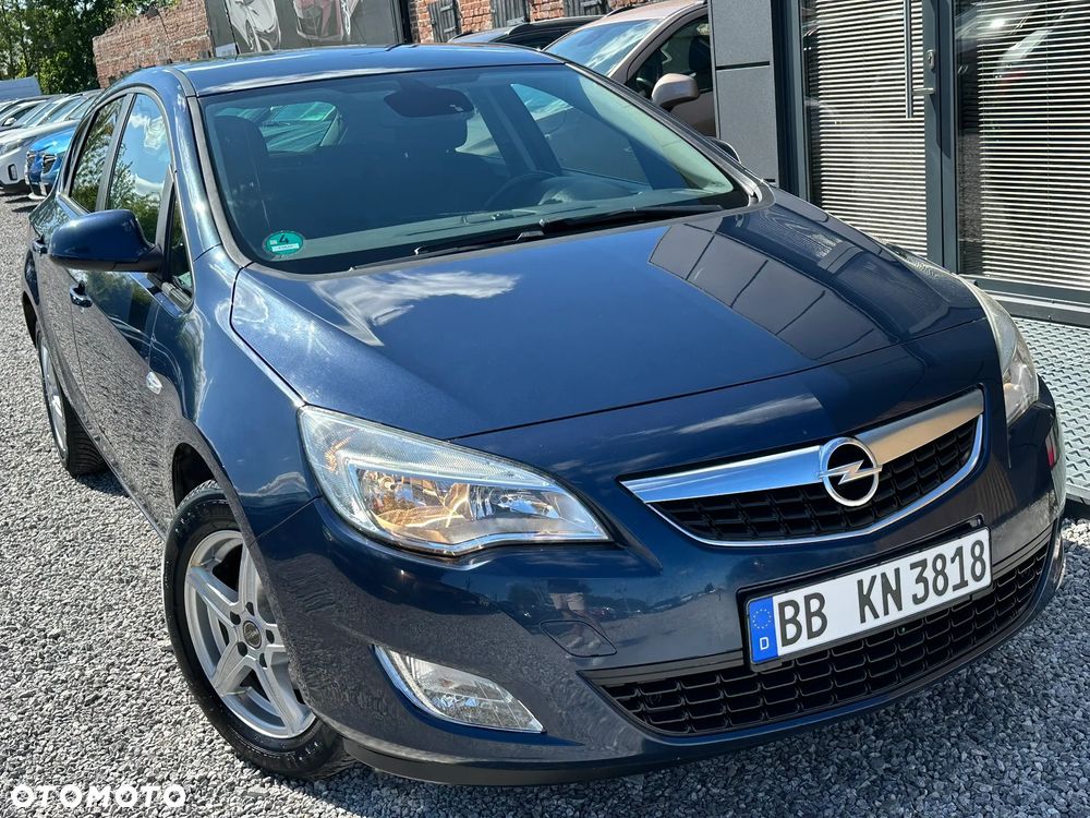 Opel Astra 1.7 CDTI DPF ecoFLEX TourerStart/Stop 150 Jahre - 24