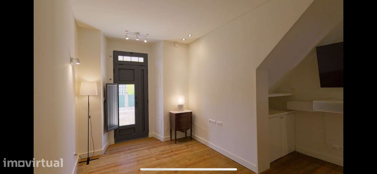 Duplex T1 com Jardim e Terraço Privativos - Grande imagem: 5/14