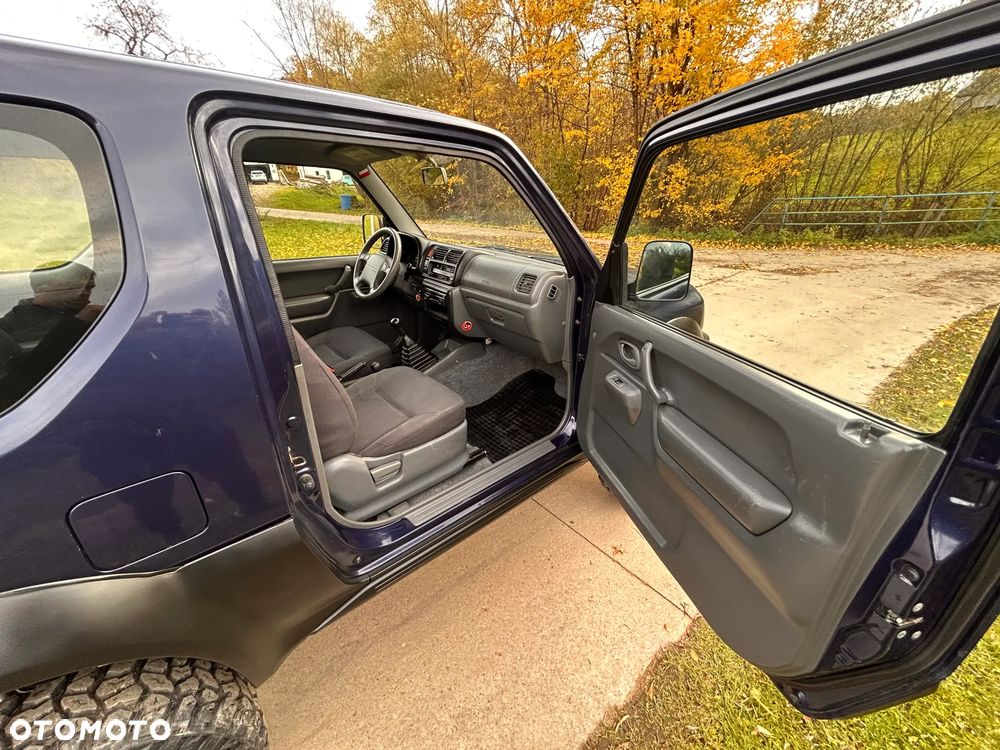 Suzuki Jimny - 26