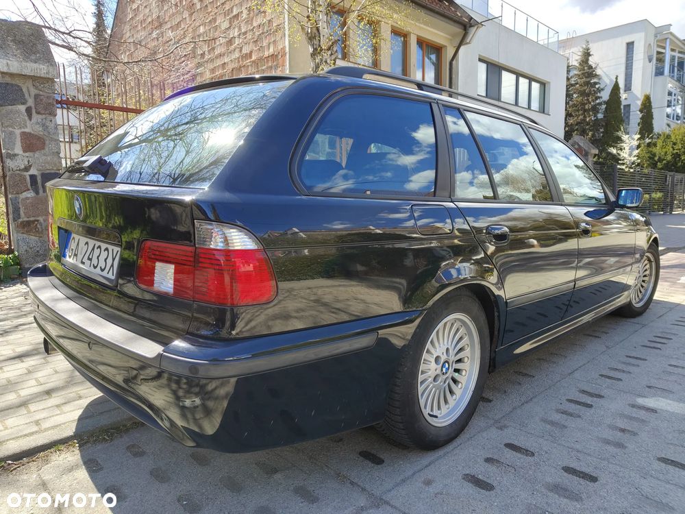 BMW Seria 5 530i Touring Edition Sport - 9