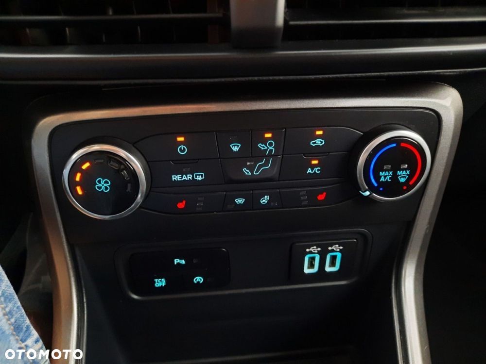 Ford EcoSport - 34