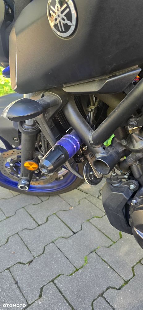 Yamaha MT - 8