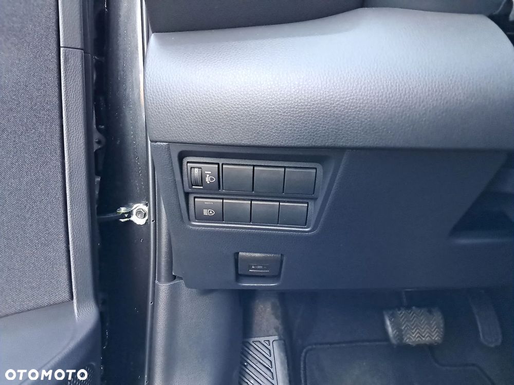 Toyota Yaris Hybrid 1.5 Comfort - 23