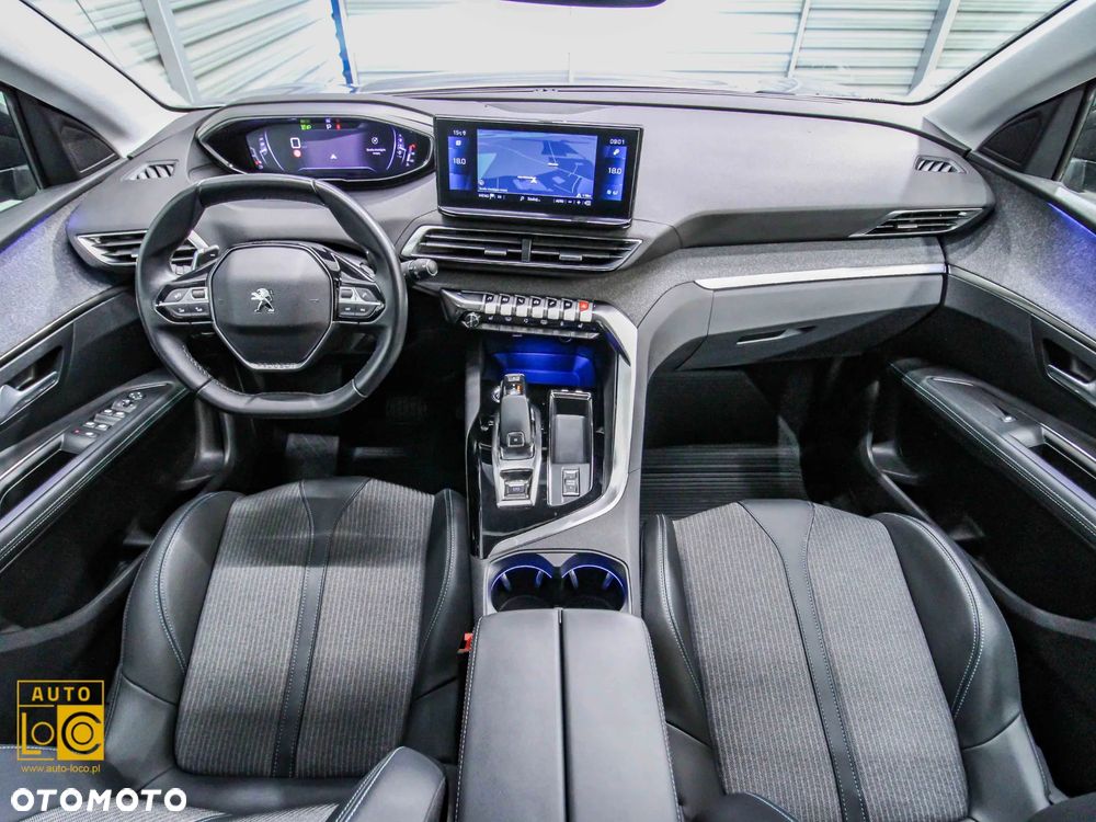 Peugeot 3008 1.2 PureTech Allure S&S EAT8 - 5