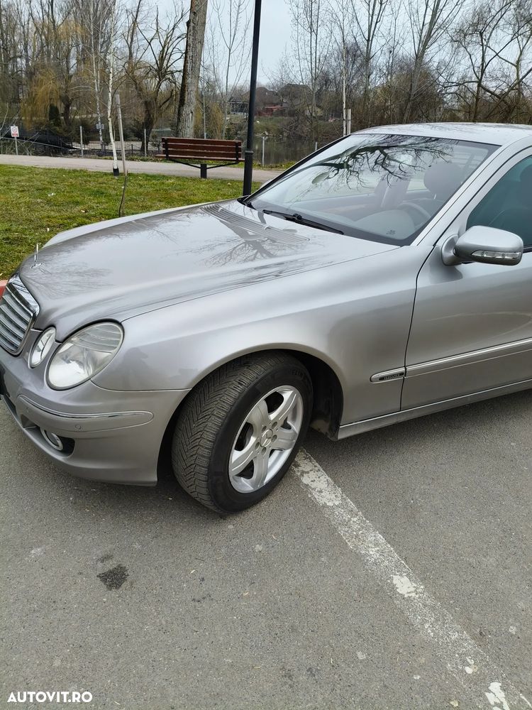 Mercedes-Benz E - 13