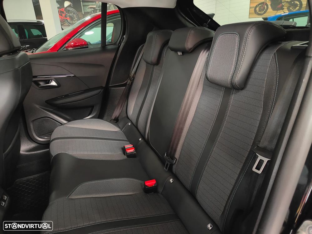 Peugeot 208 1.2 PureTech Allure Pack - 30