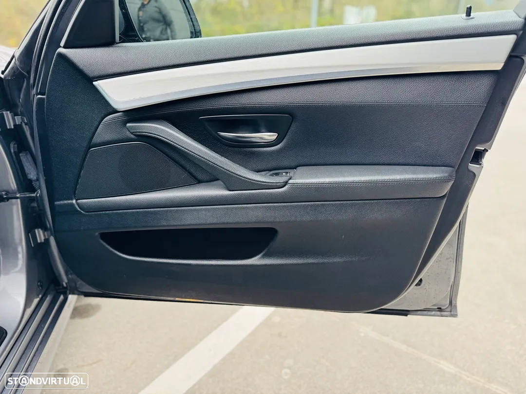 BMW 520 d Pack M Auto - 25