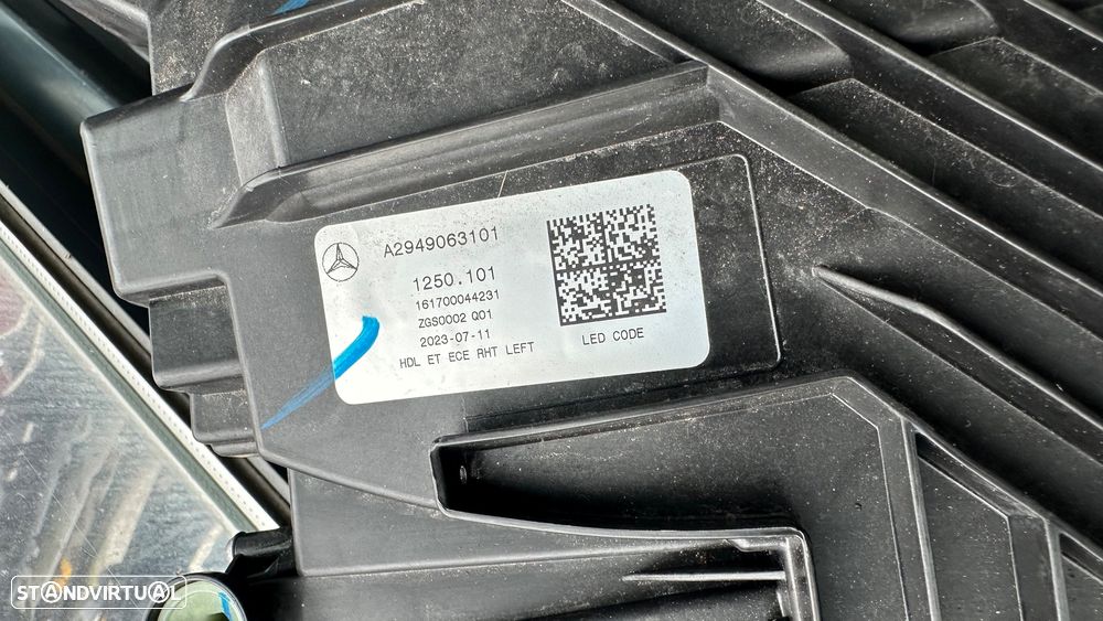 Farol esq Mercedes EQE x294 2022/2025 - 2