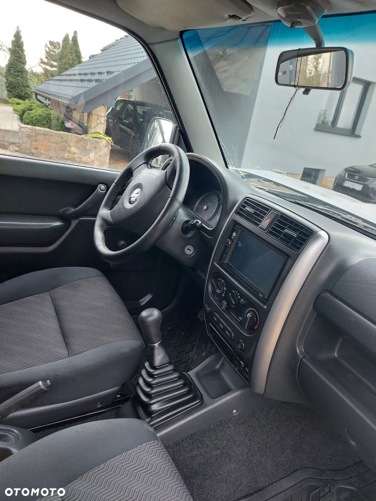 Suzuki Jimny - 8