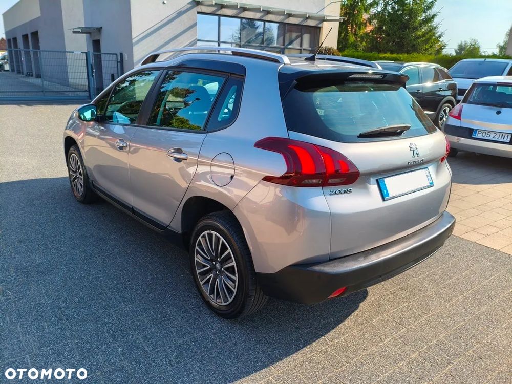 Peugeot 2008 2019 photo 3