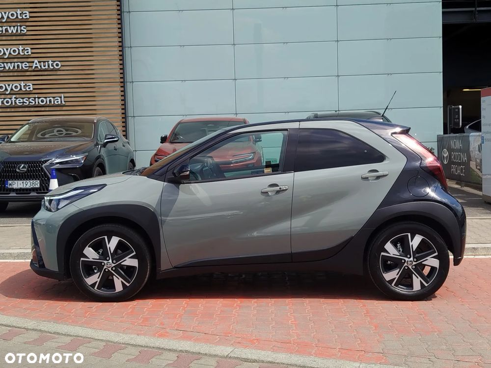 Toyota Aygo X Hybrid 1.5 Style e-CVT - 3