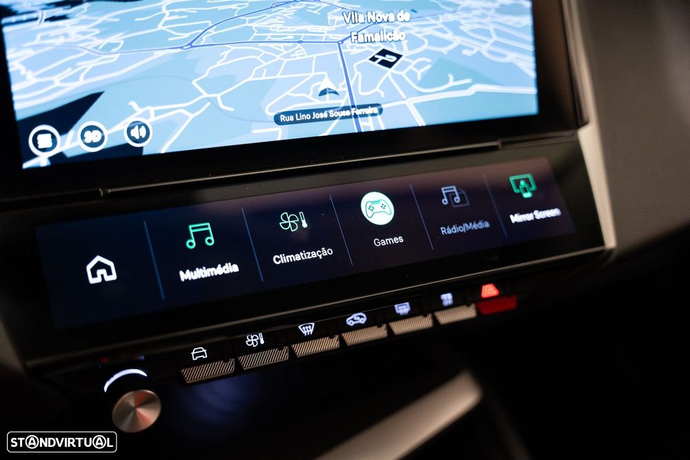 Peugeot 408 1.2 Hybrid Allure e-DCS6 - 17