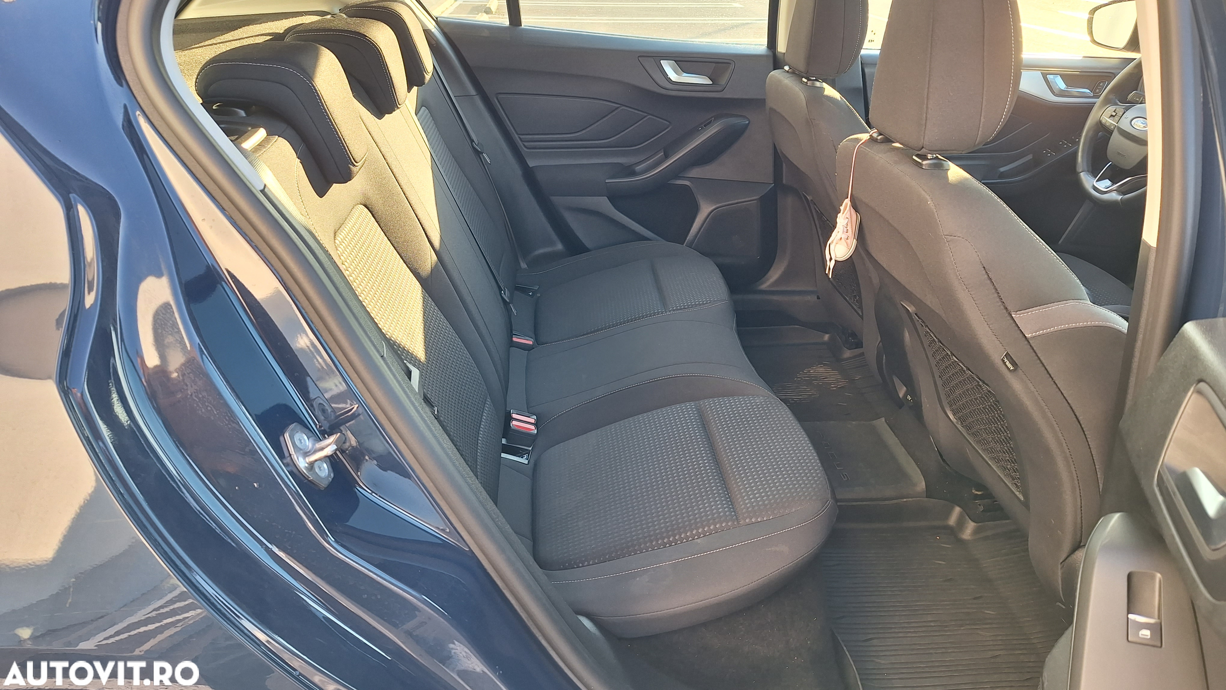 Ford Focus 1.0 EcoBoost Connected - 19