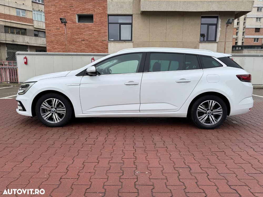 Renault Megane E-TECH 160 INTENS - 9