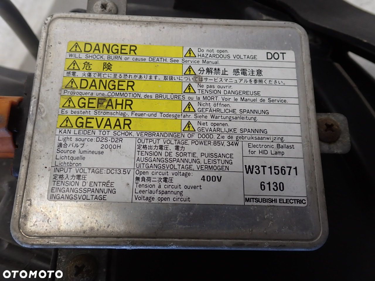 LAMPA PRAWA PRZEDNIA XENON MAZDA 3 1.6 - 10