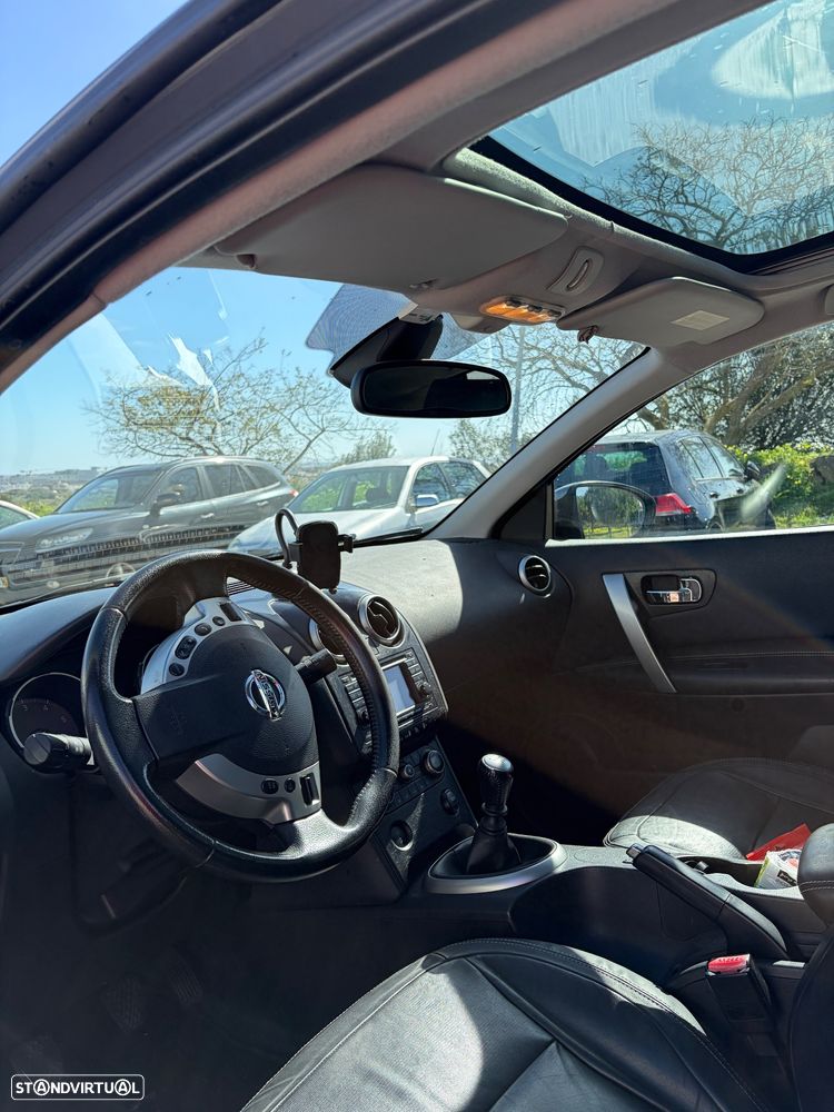 Nissan Qashqai 1.5 dCi Tekna Premium 17 - 8