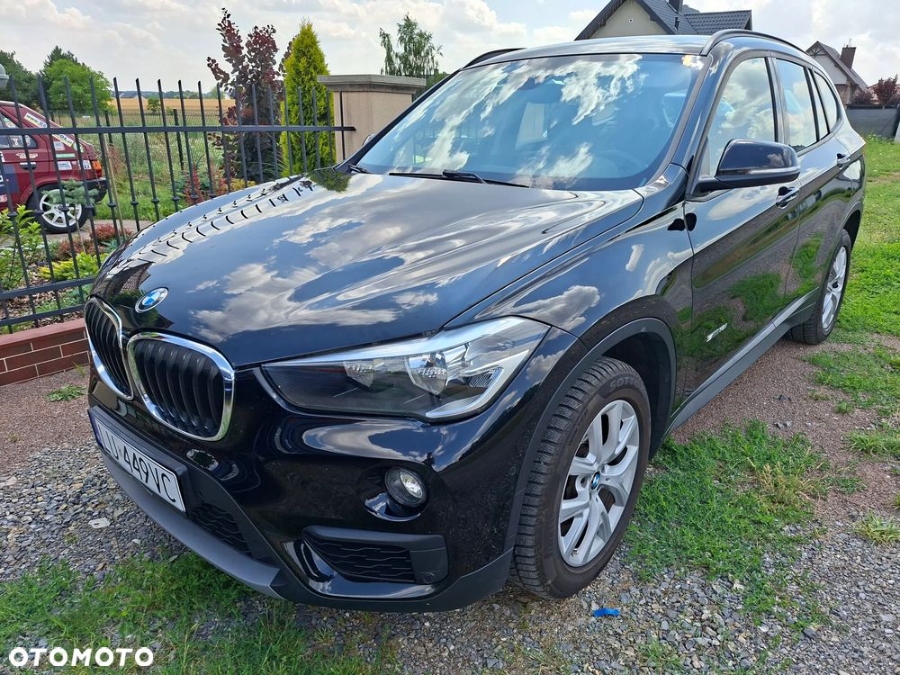 BMW X1 sDrive18i - 1