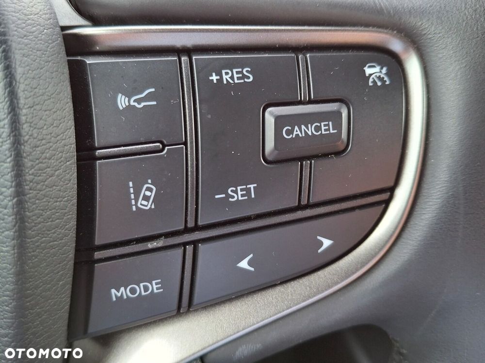 Lexus UX 250h GPF F Sport Design 2WD - 18