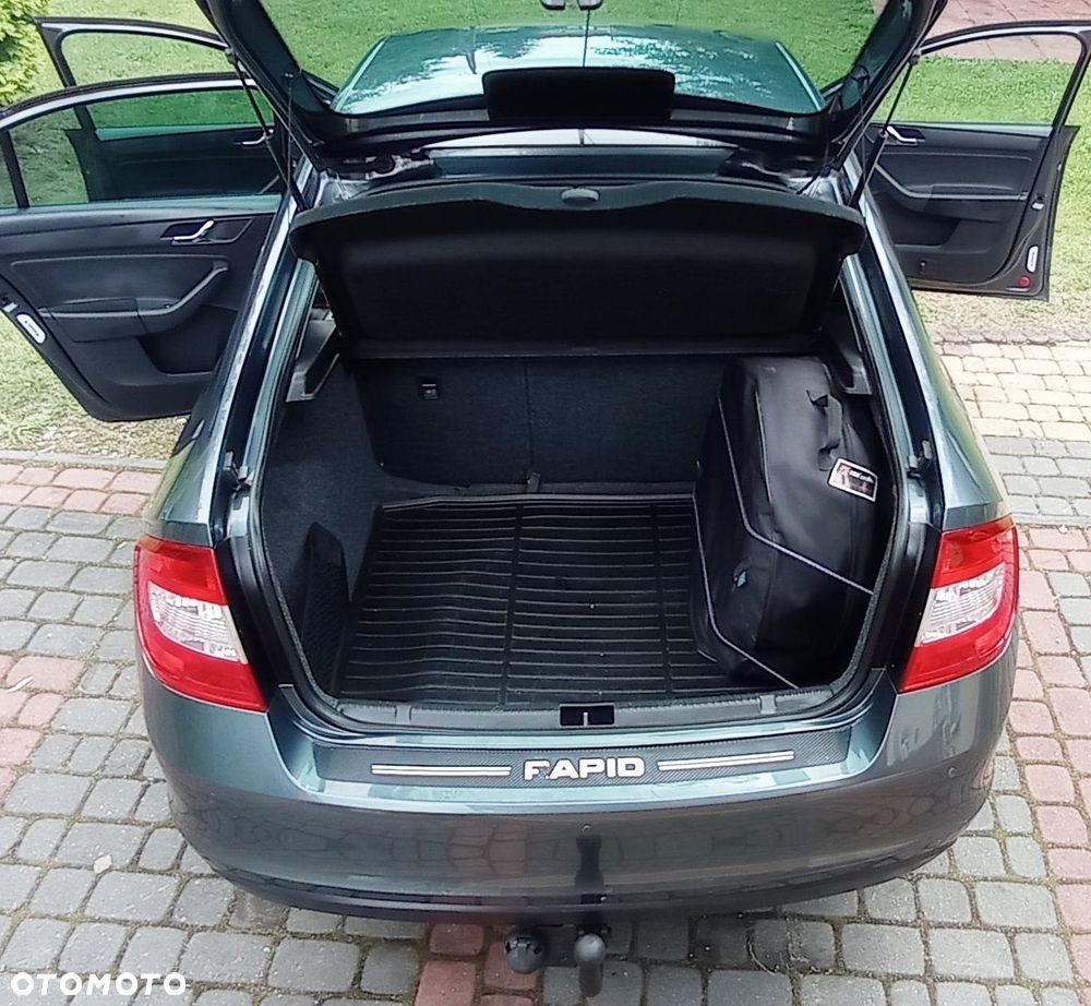 Skoda RAPID 1.2 Ambition - 4
