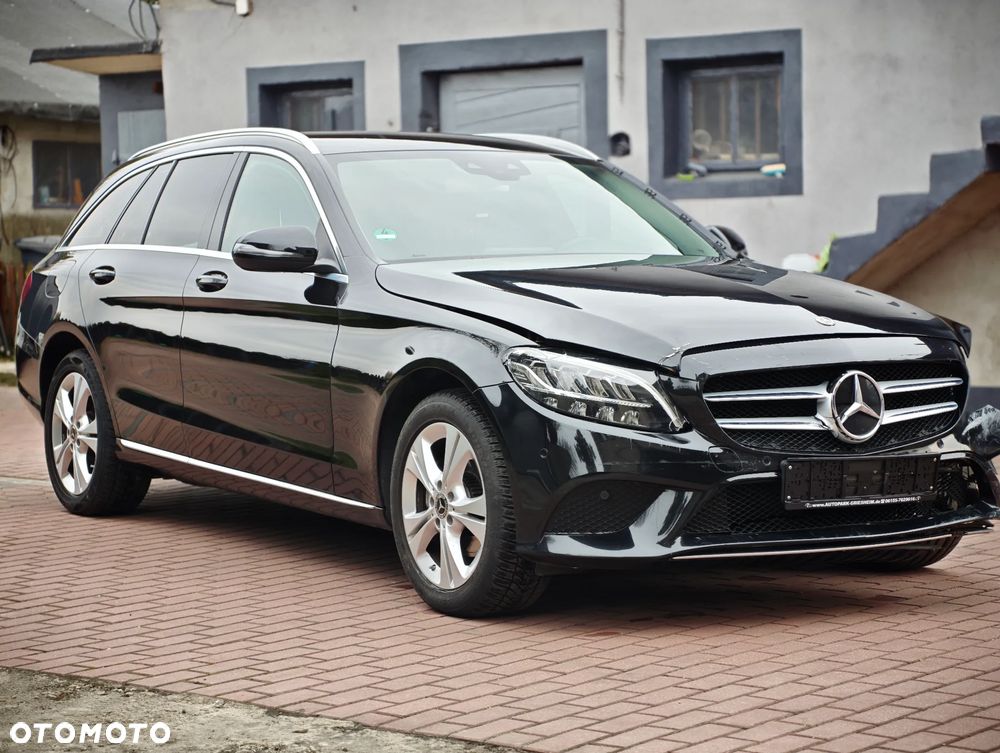 Mercedes-Benz Klasa C 220 d 9G-TRONIC Avantgarde - 23