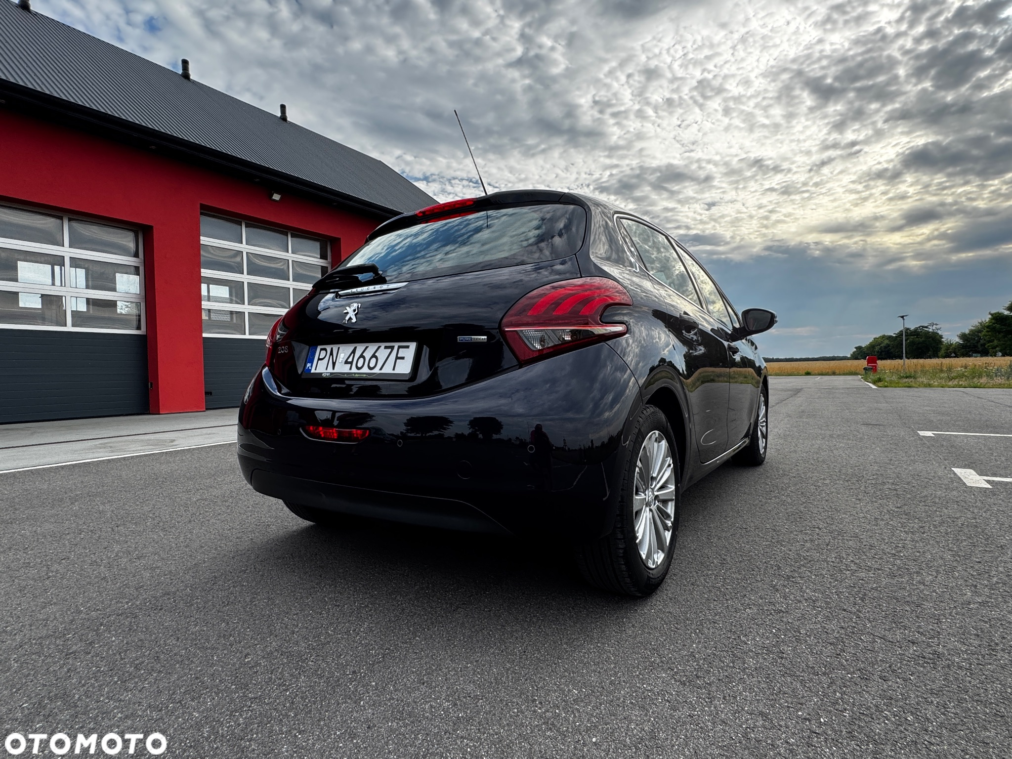 Peugeot 208 1.2 PureTech Allure - 2