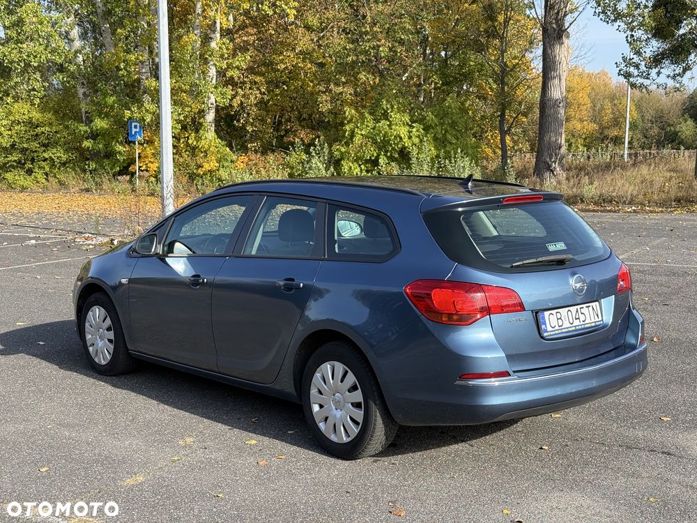 Opel Astra - 3