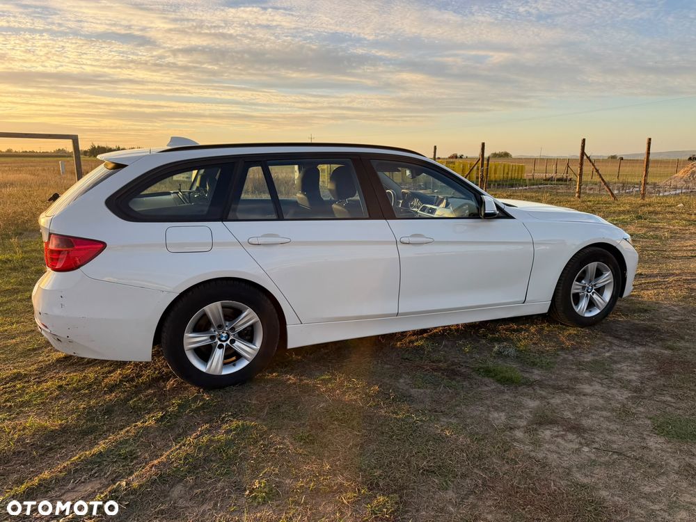 BMW Seria 3 318d Edition M Sport Shadow - 40