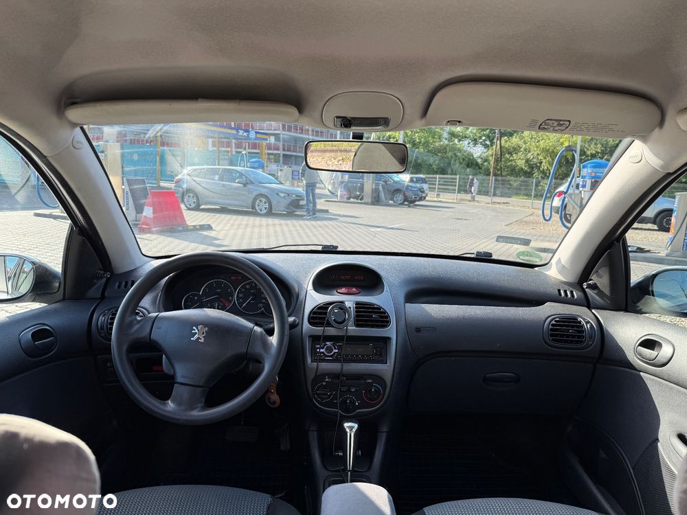 Peugeot 206 - 12