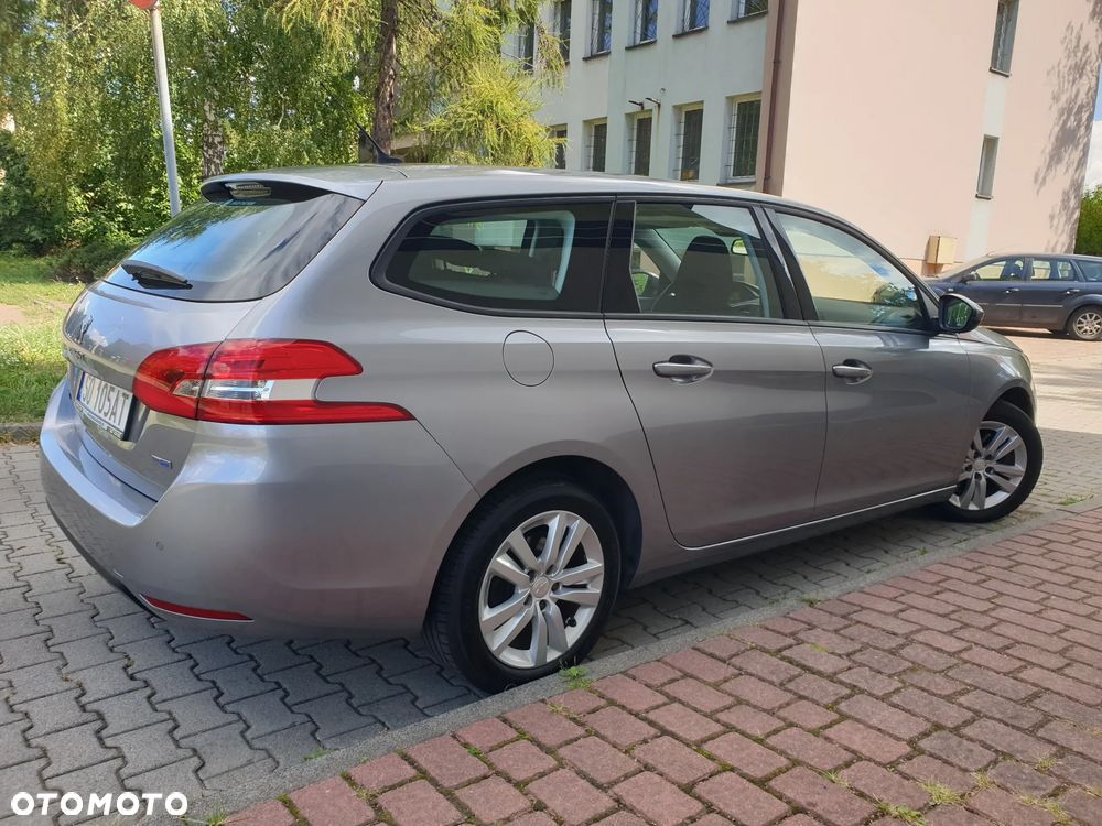 Peugeot 308 2.0 HDi Allure - 18
