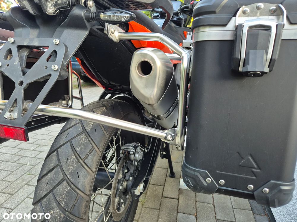 KTM Adventure 890 - 4