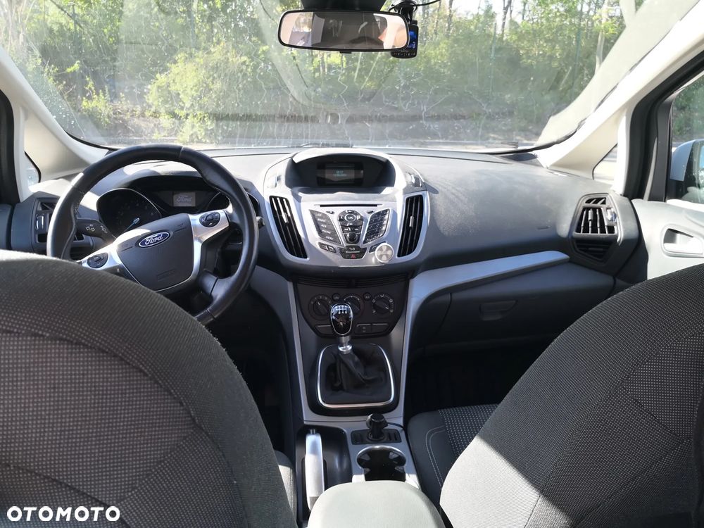 Ford C-MAX - 11