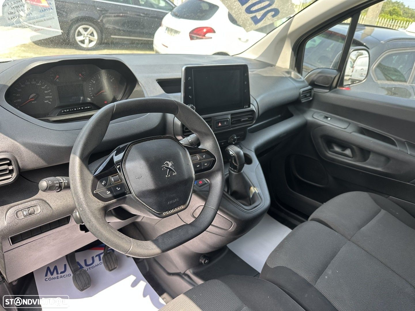 Peugeot Partner 1.5 BlueHDi Pemium Longa - 8